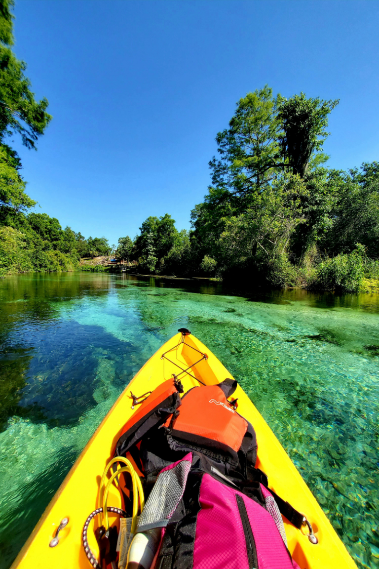 Kayaking on Weeki Wachee Photo by Autumn Kuney